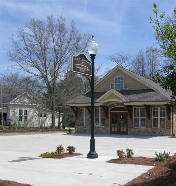 Cunningham-sign-04.jpg